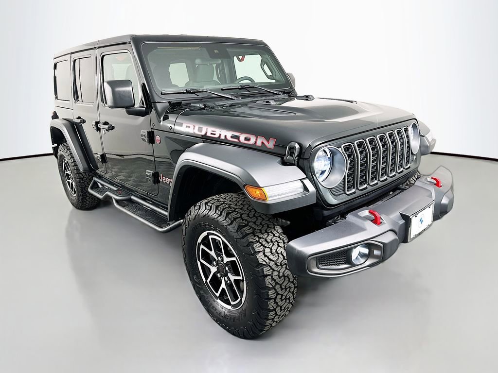 Used 2025 Jeep Wrangler Unlimited Rubicon w/ Convenience Group AWD/4WD image 3