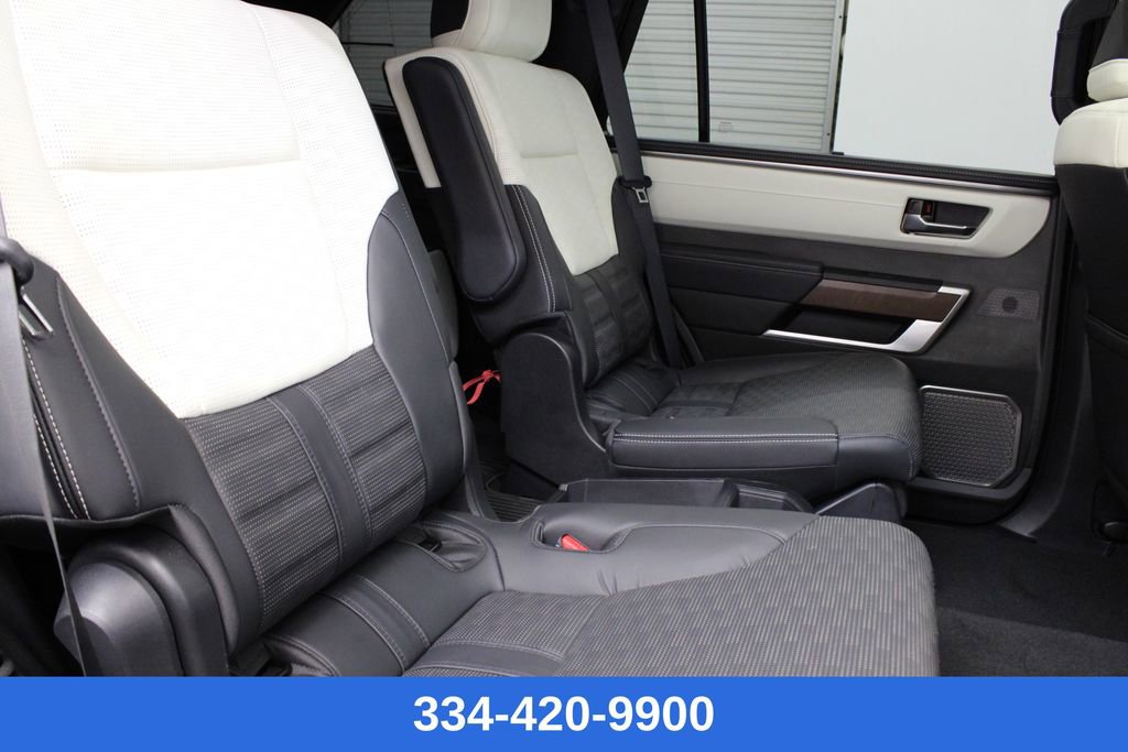 Used 2025 Toyota Sequoia Capstone image 22
