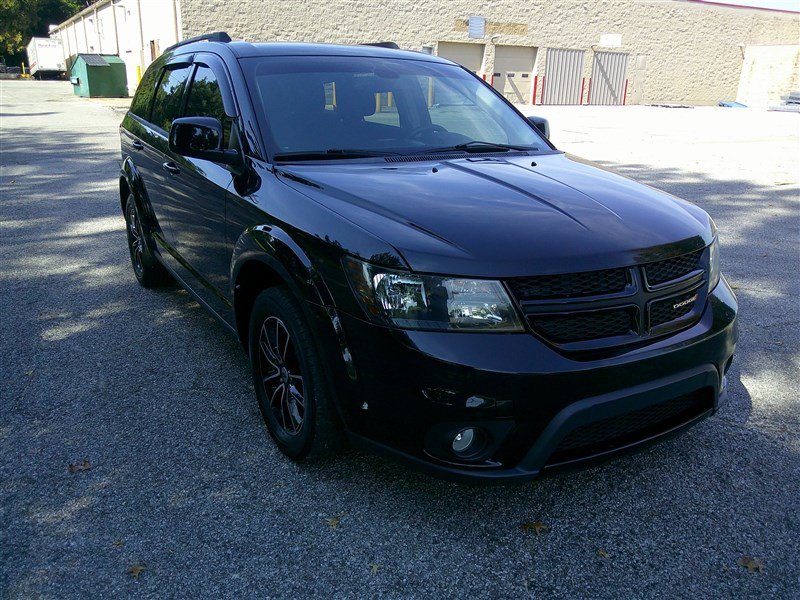 Used 2019 Dodge Journey SE w/ Connectivity Group FWD image 7