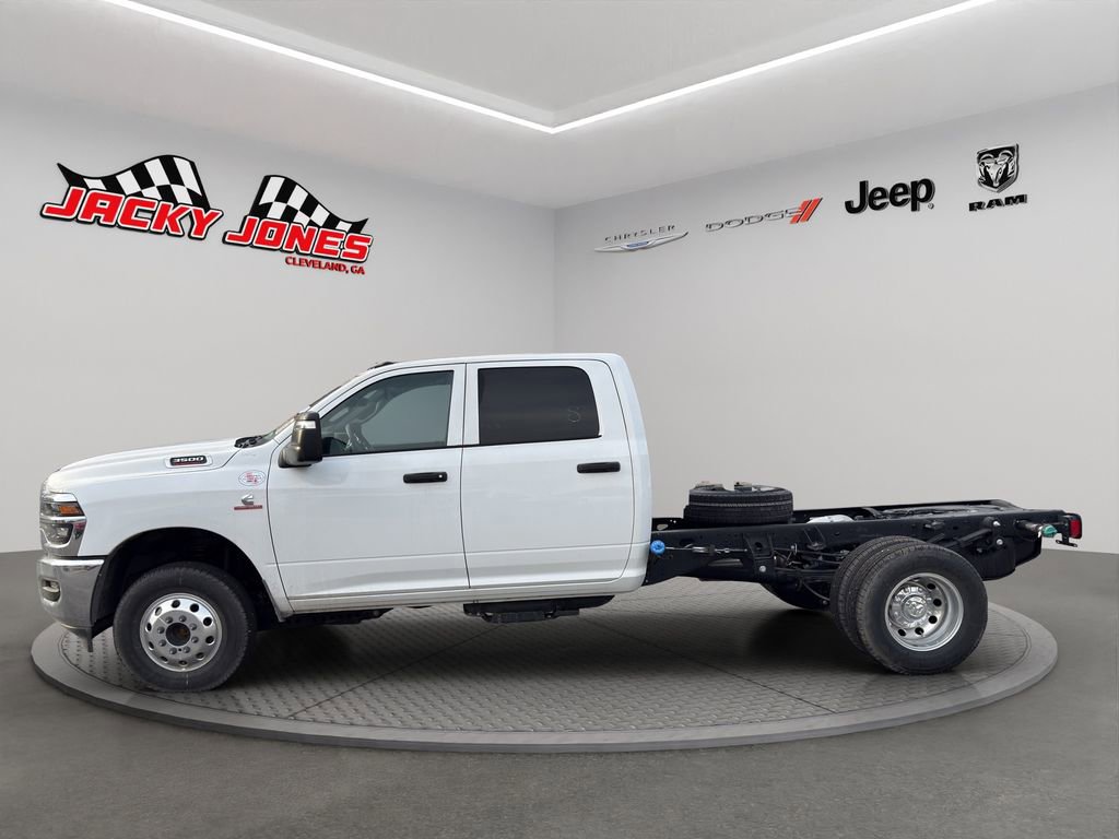 Used 2025 RAM 3500 Tradesman w/ Chrome Appearance Group video 2