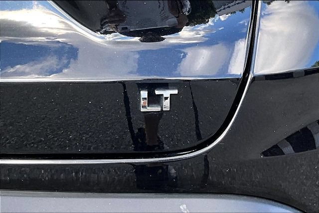 Used 2025 Chevrolet Trax LT FWD image 23