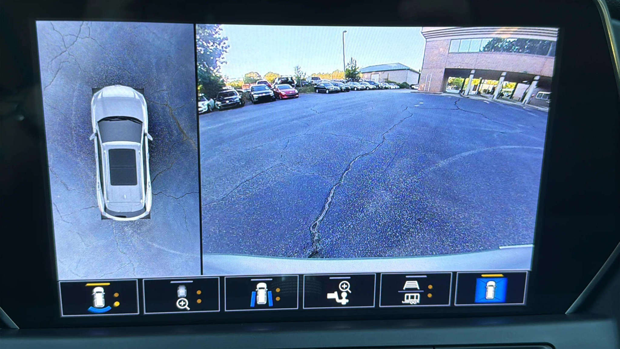 Used 2022 Chevrolet Blazer RS w/ Enhanced Convenience Package image 18