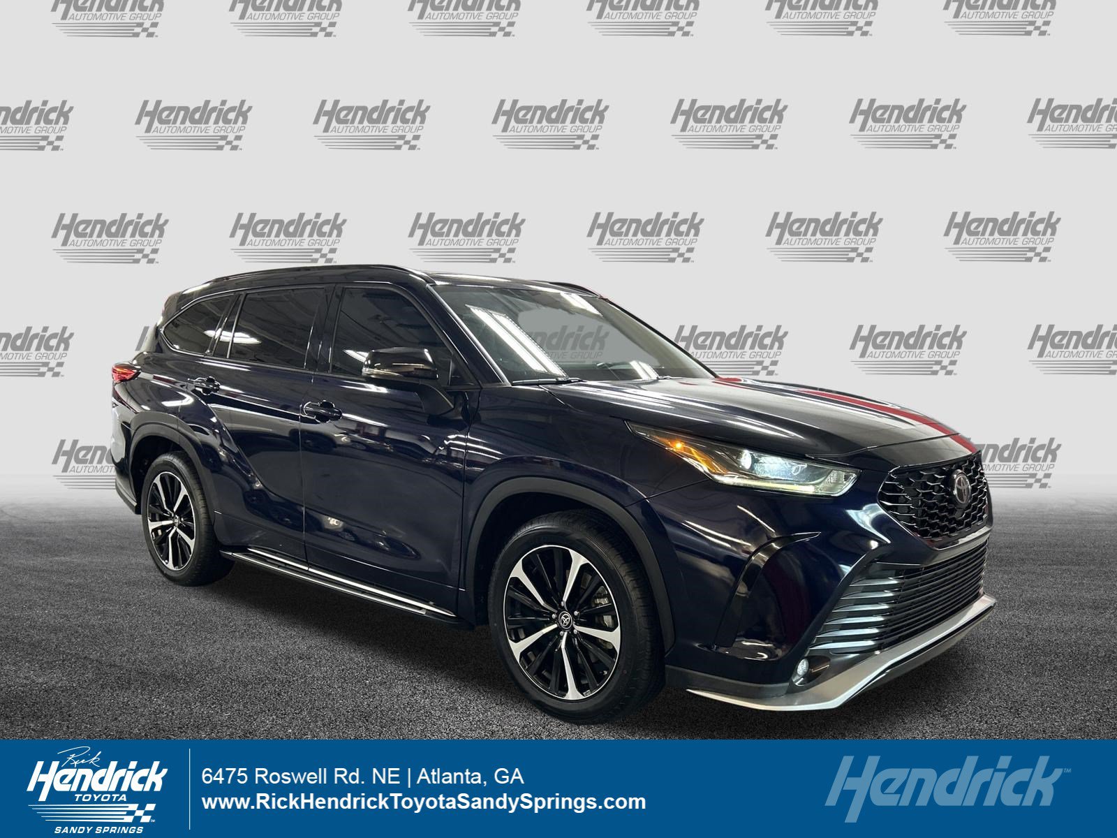Used 2021 Toyota Highlander XSE FWD 360° Tour