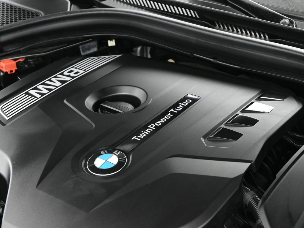 Used 2019 BMW 530i xDrive w/ Convenience Package image 10