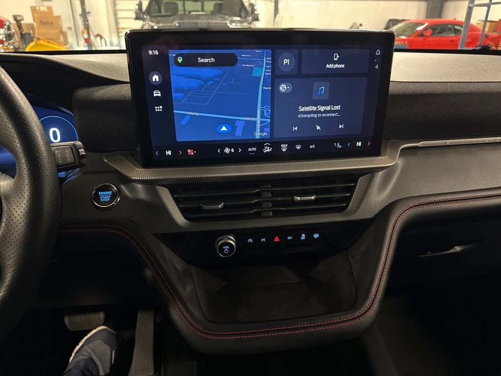 Used 2025 Ford Explorer ST-Line w/ ST-Line Street Pack image 19