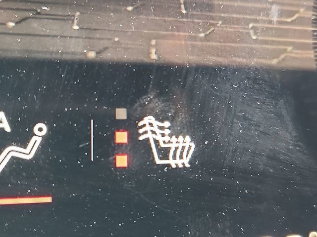 Used 2025 GMC Acadia Elevation image 28