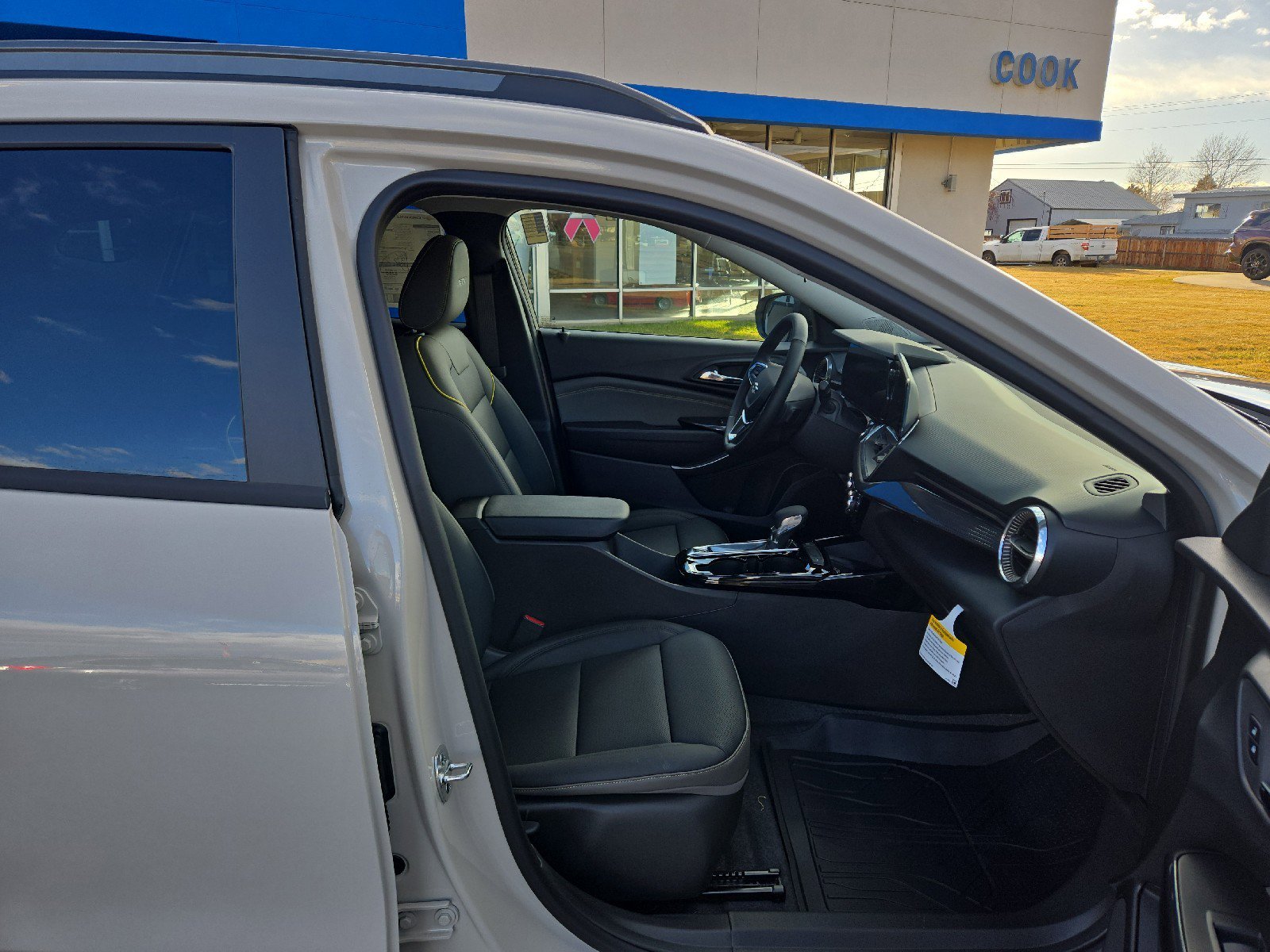 New 2026 Chevrolet Trax ACTIV w/ Sunroof Package image 16
