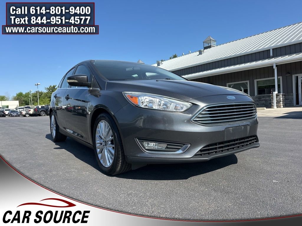 Used 2018 Ford Focus Titanium FWD image 3