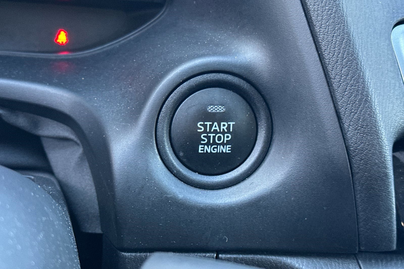 Used 2016 MAZDA MAZDA3 i Grand Touring image 32