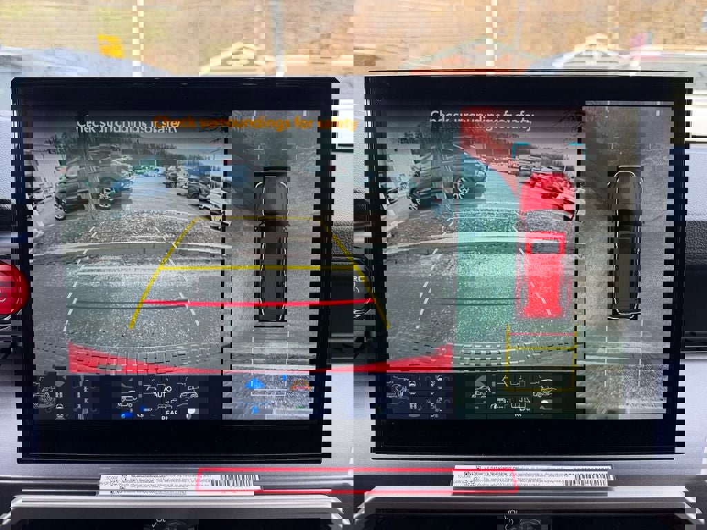 Certified 2025 Toyota 4Runner TRD Off-Road Premium image 21