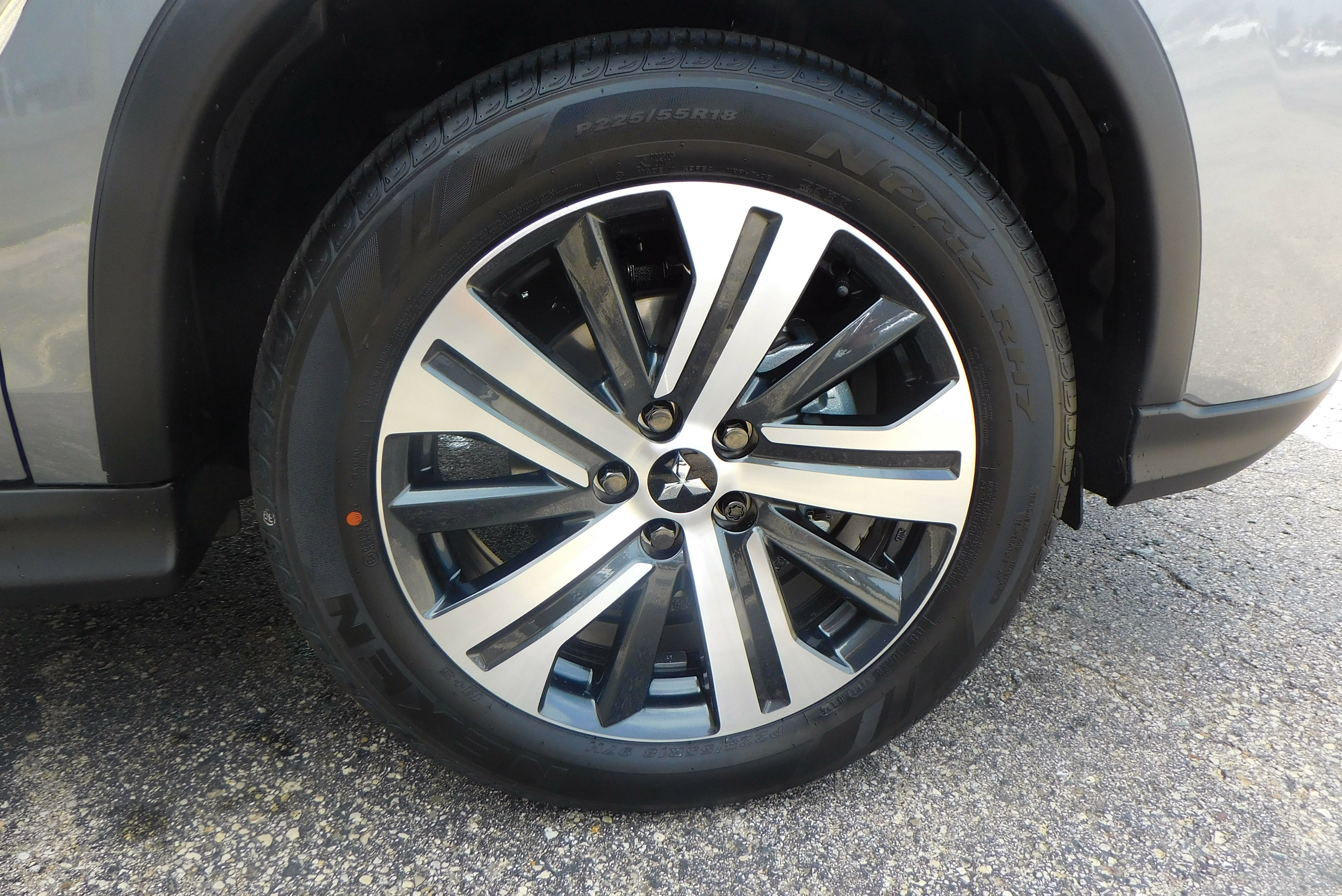 New 2025 Mitsubishi Outlander Sport SE image 9