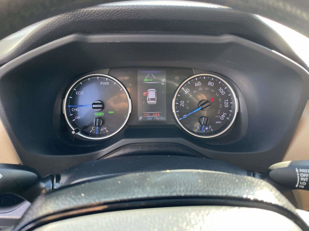 Used 2019 Toyota RAV4 XLE AWD/4WD image 36