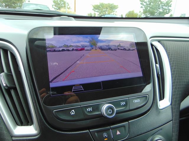 Used 2025 Chevrolet Malibu LT FWD image 13
