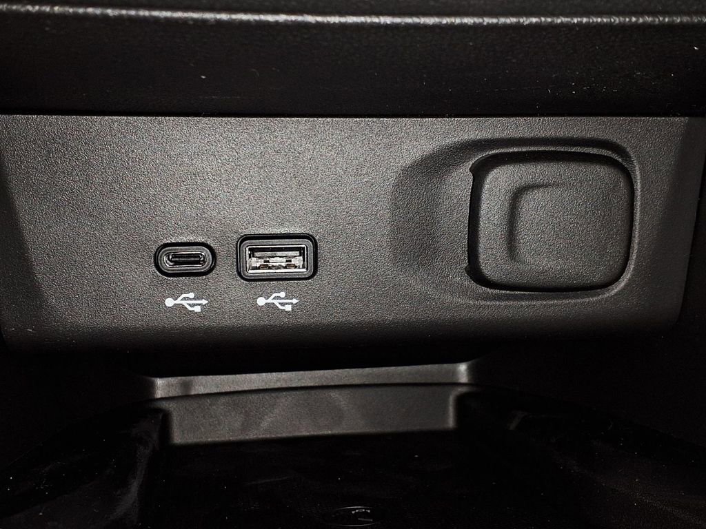 New 2026 Buick Envista Avenir image 23