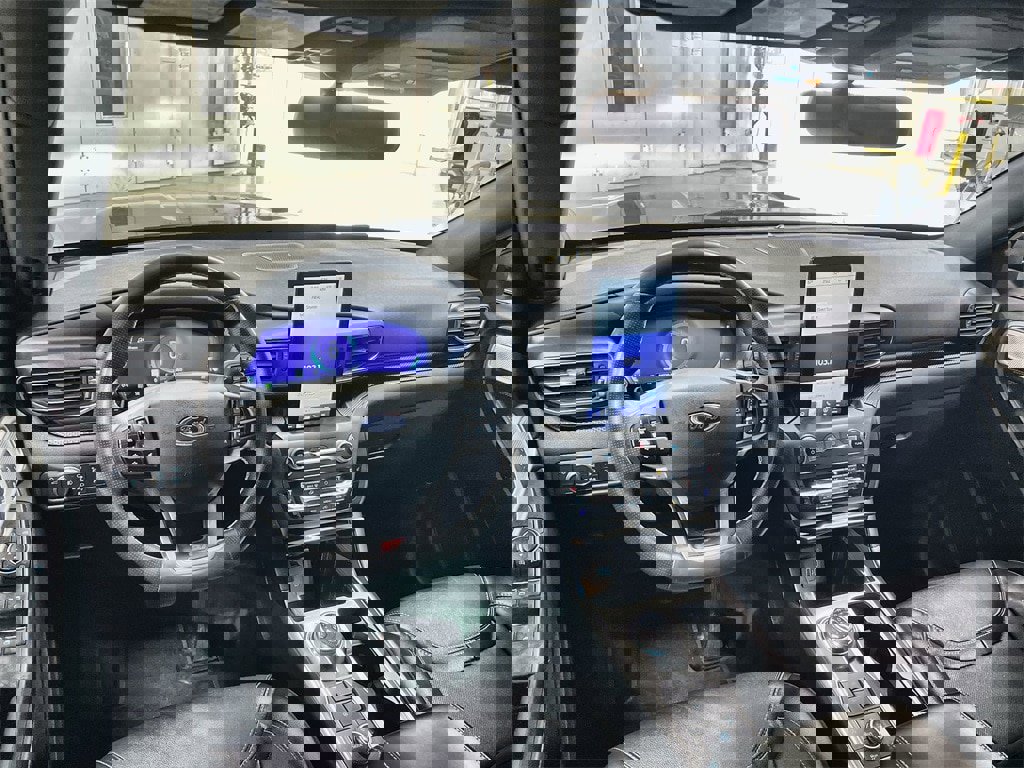 Used 2020 Ford Explorer ST w/ Premium Technology Package image 18