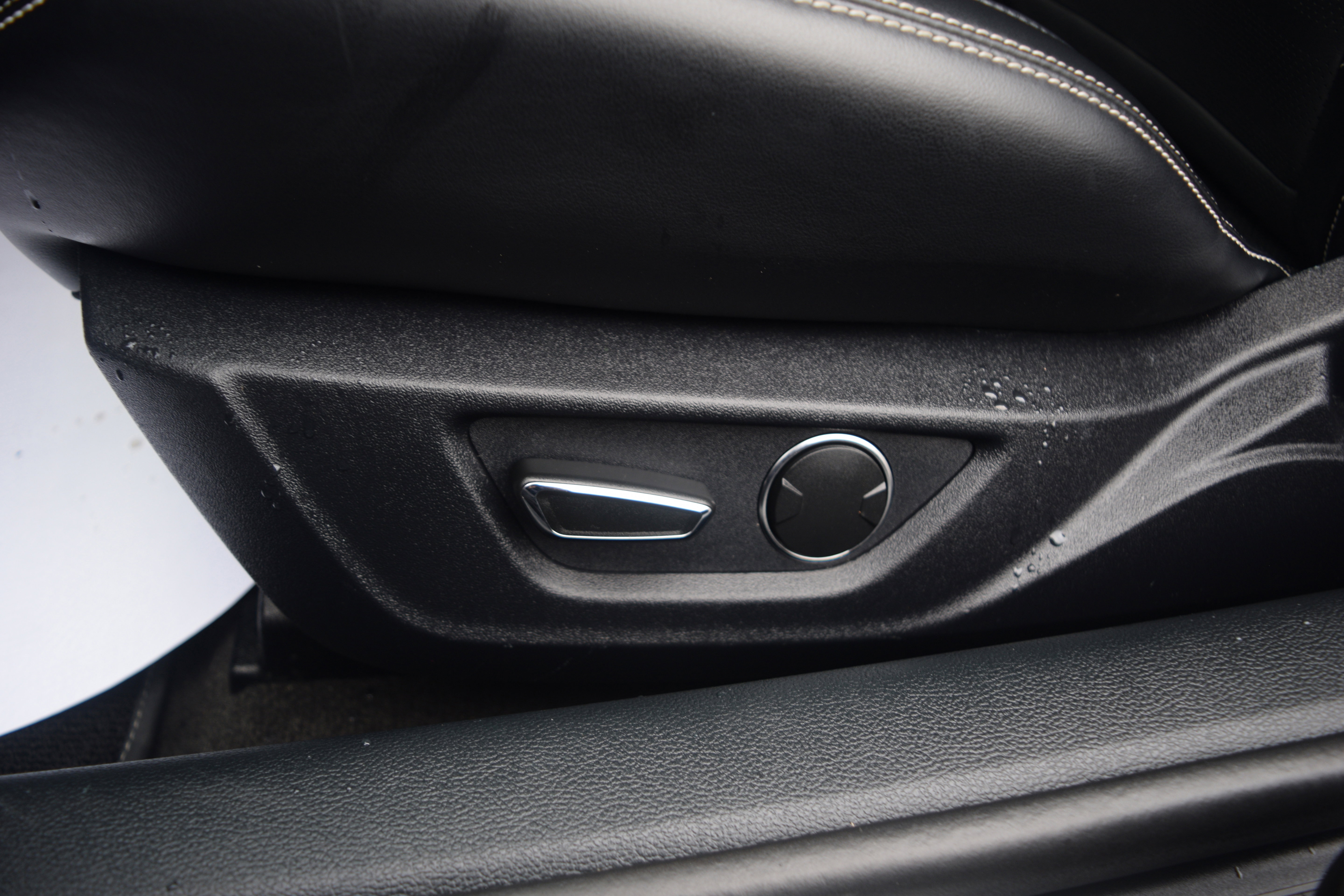 Used 2015 Ford Mustang GT Premium w/ Equipment Group 401A image 18