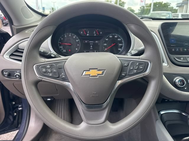 Used 2025 Chevrolet Malibu LT FWD image 19