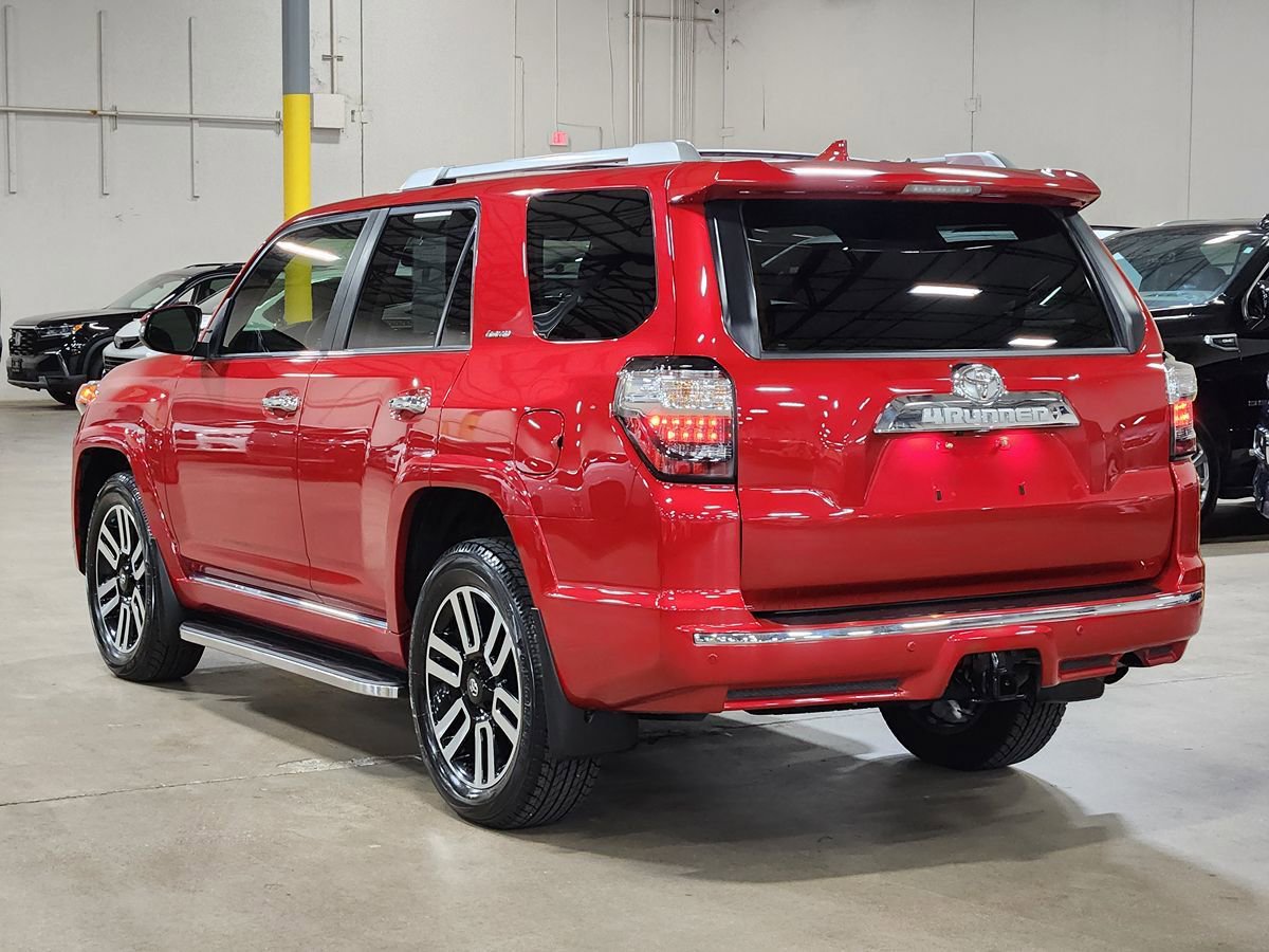 Used 2022 Toyota 4Runner Limited AWD/4WD image 11