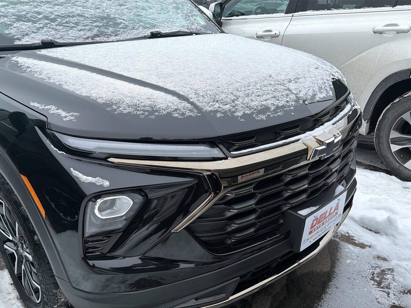 Used 2025 Chevrolet TrailBlazer ACTIV w/ Convenience Package image 4