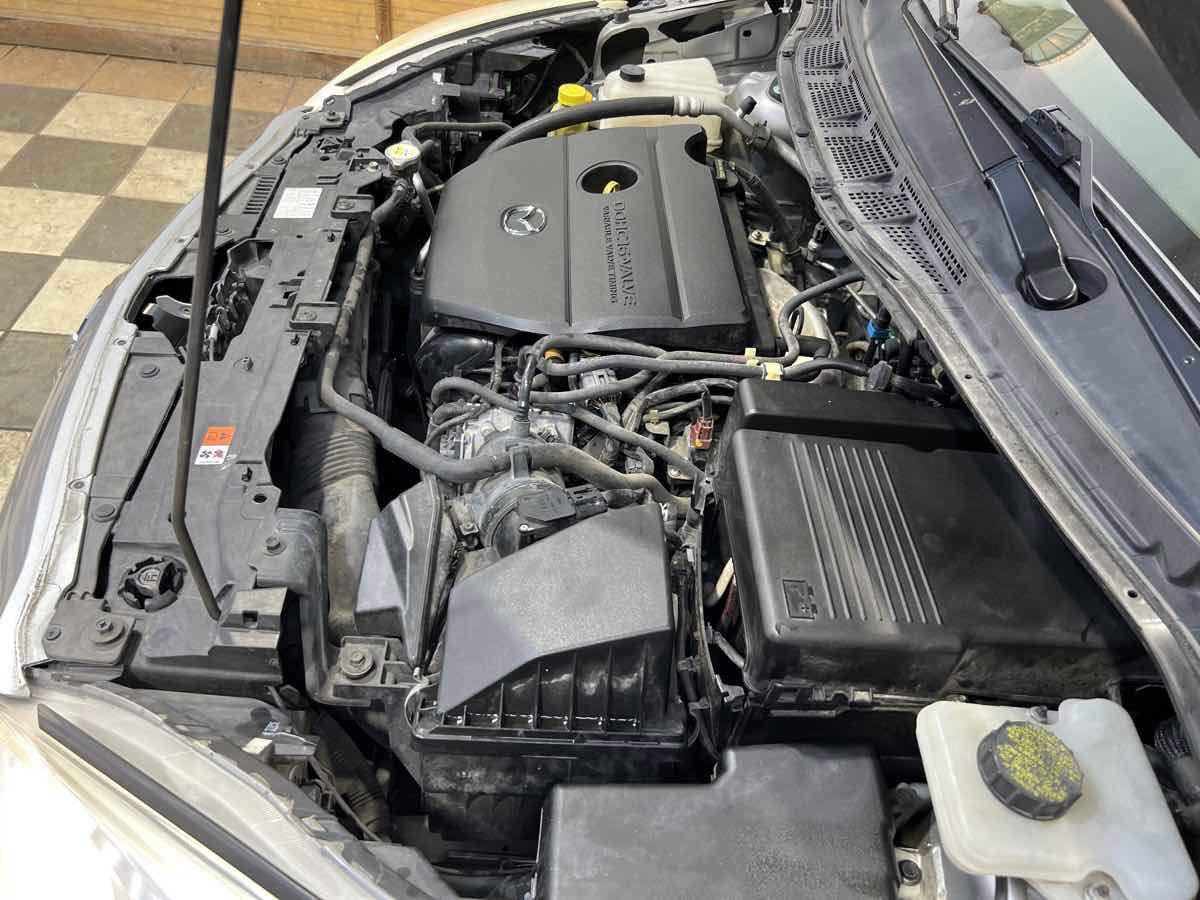 Used 2014 MAZDA MAZDA5 Sport image 28