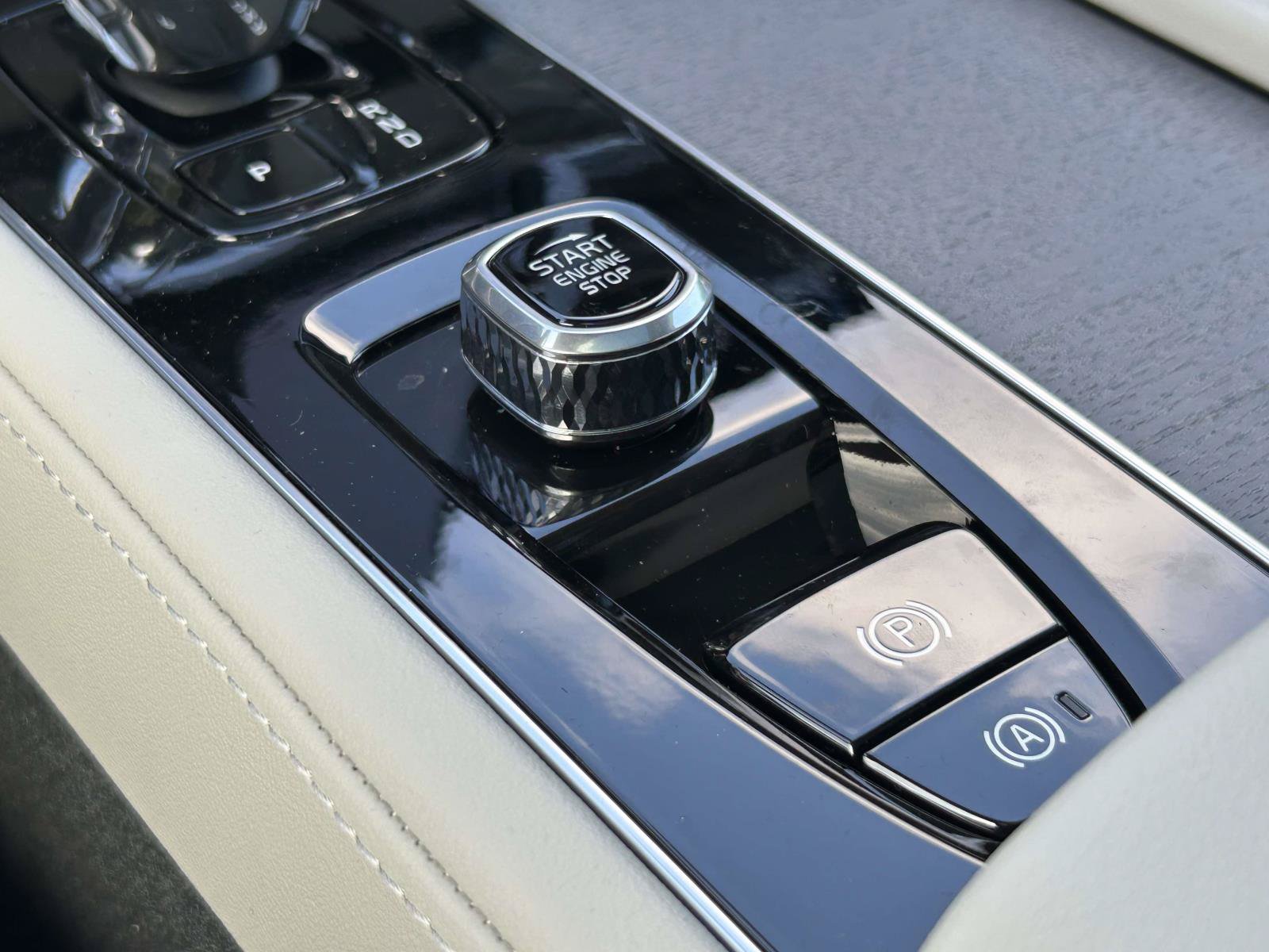 New 2026 Volvo XC90 B6 Ultra w/ Protection Package AWD/4WD image 28