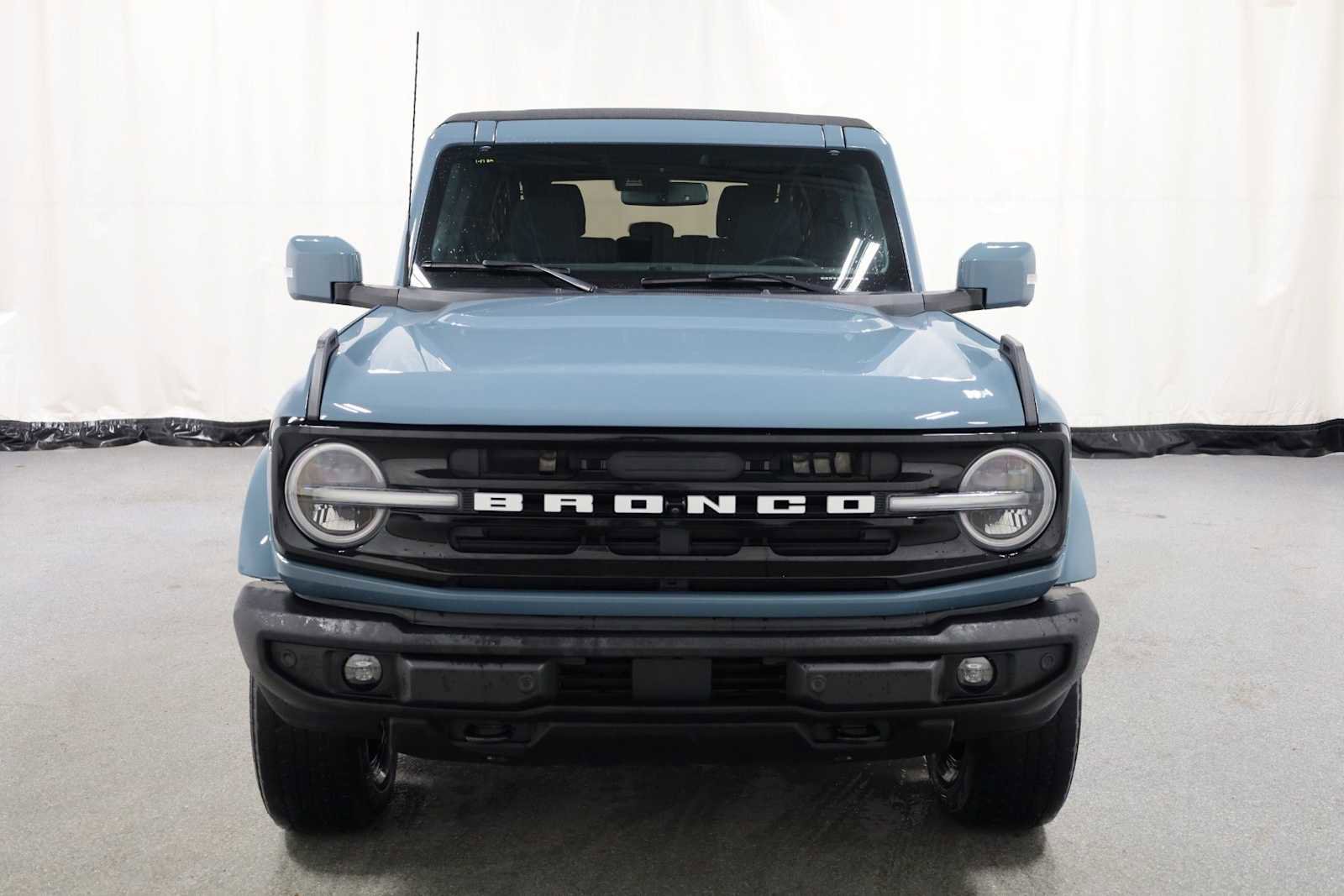 Used 2021 Ford Bronco Outer Banks image 14