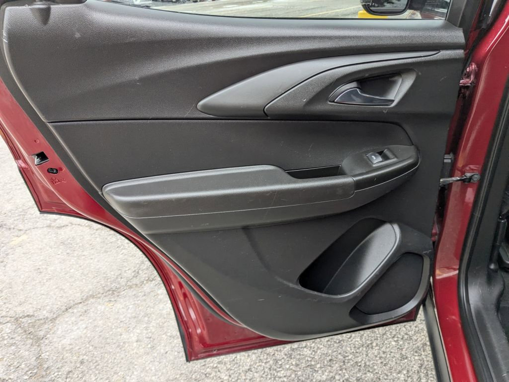 Certified 2021 Chevrolet TrailBlazer LT w/ Convenience Package image 26