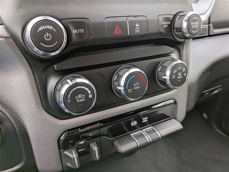 Used 2024 RAM 2500 Big Horn image 27