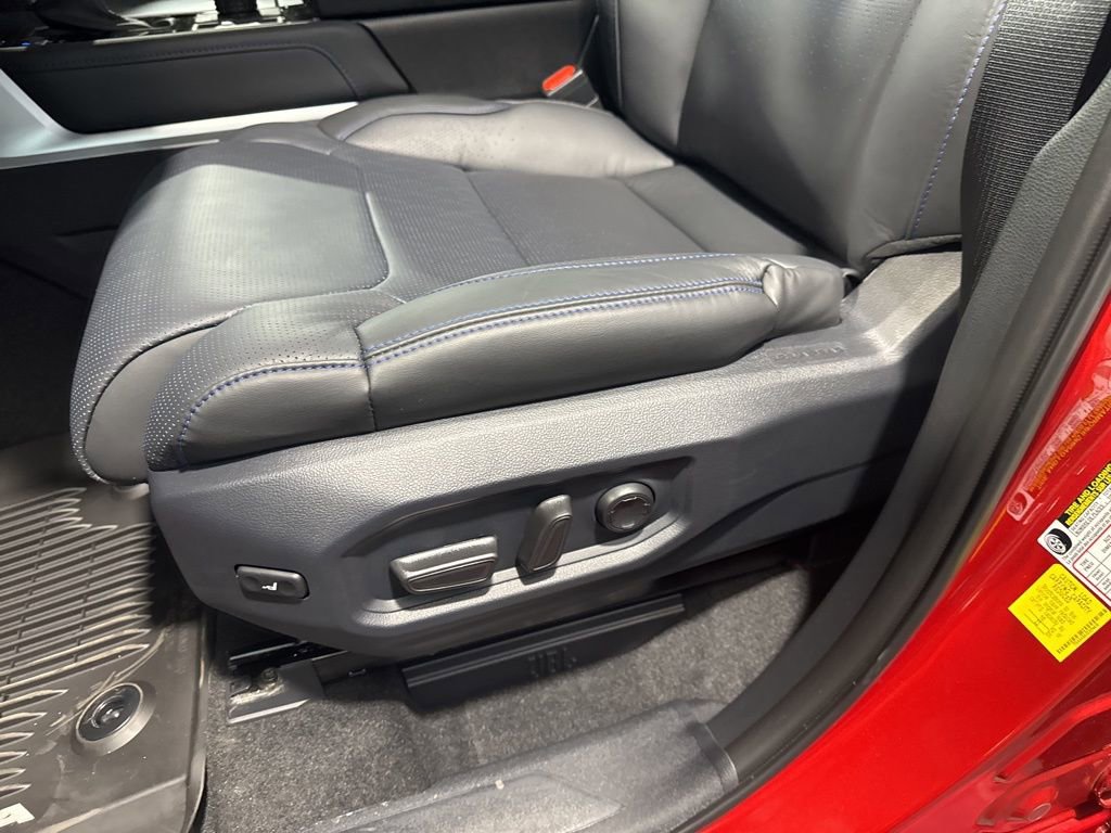 Used 2025 Toyota Sequoia Platinum image 38