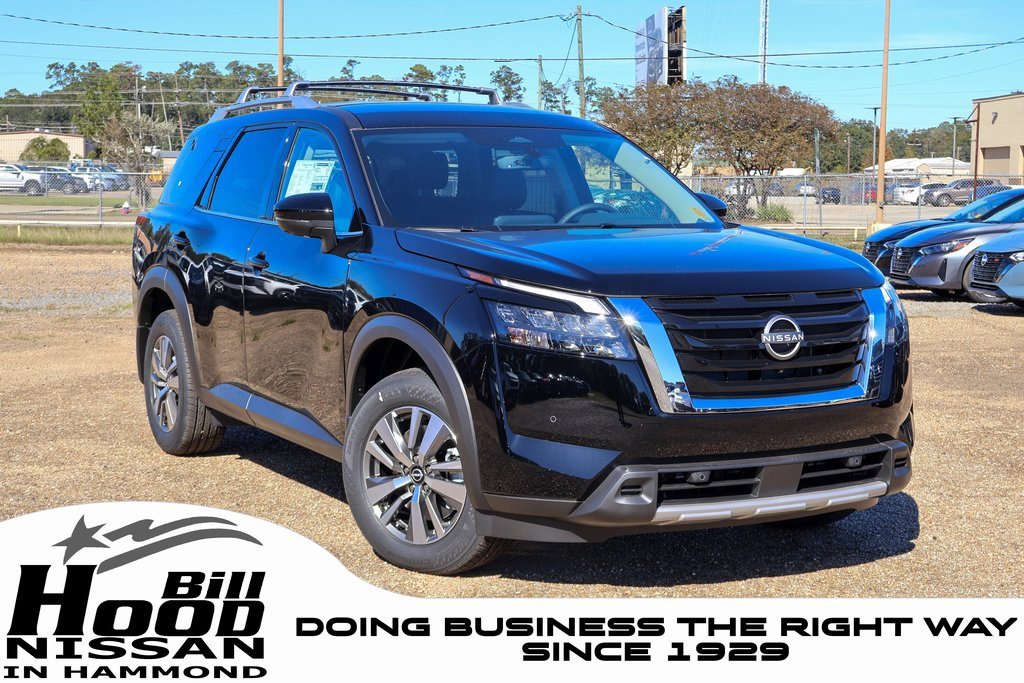 New 2025 Nissan Pathfinder SL