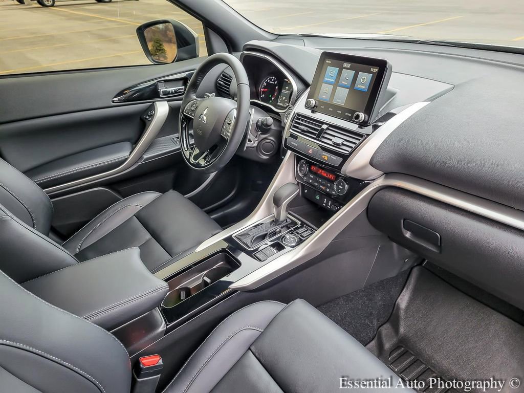 Used 2026 Mitsubishi Eclipse Cross SE image 32
