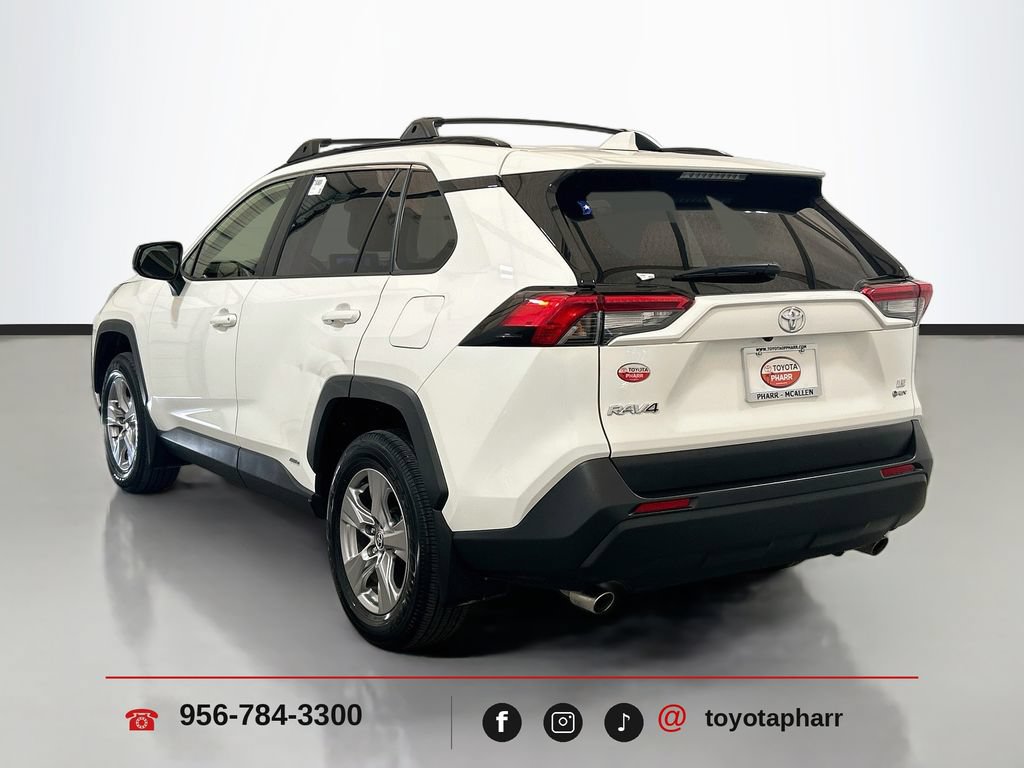 Used 2025 Toyota RAV4 LE AWD/4WD image 7