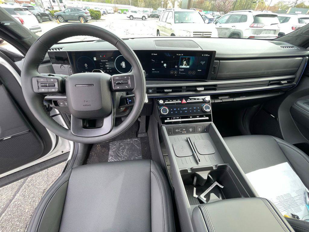 New 2025 Hyundai Santa Fe Calligraphy FWD image 12