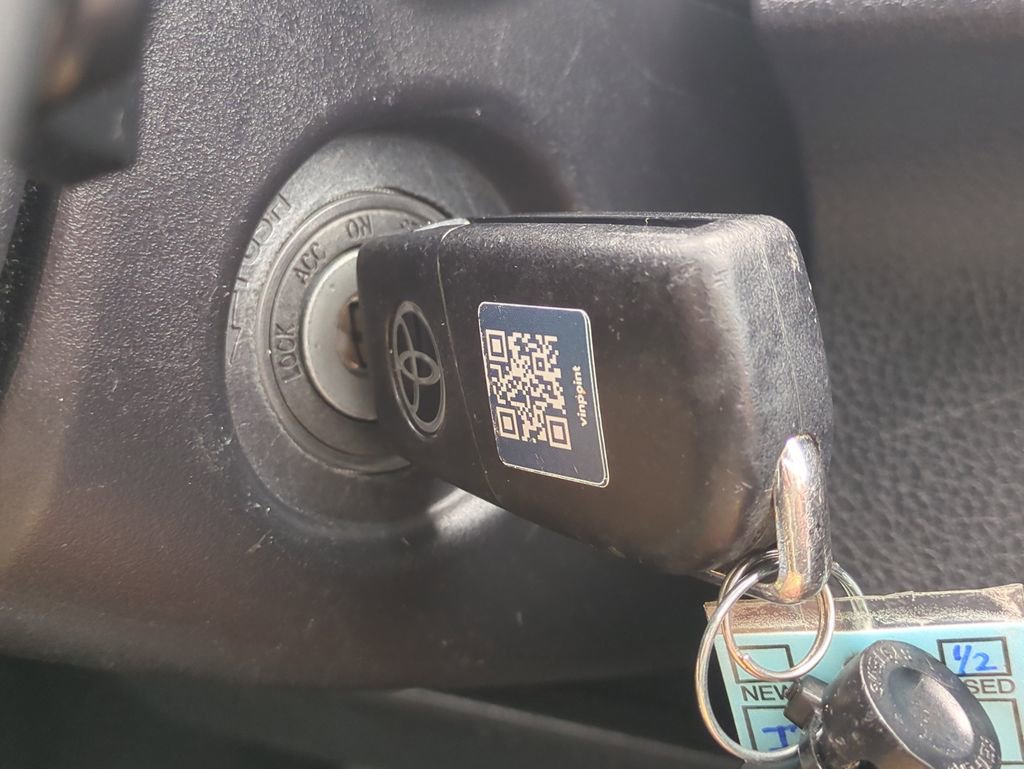 Used 2019 Toyota Camry SE image 31