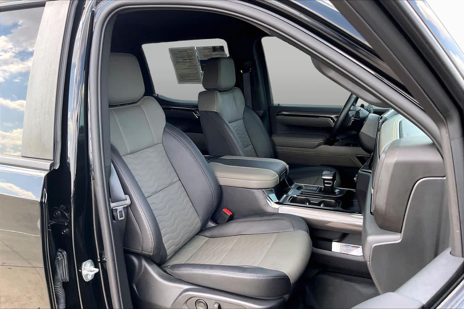 Certified 2024 Chevrolet Silverado 1500 ZR2 AWD/4WD image 9