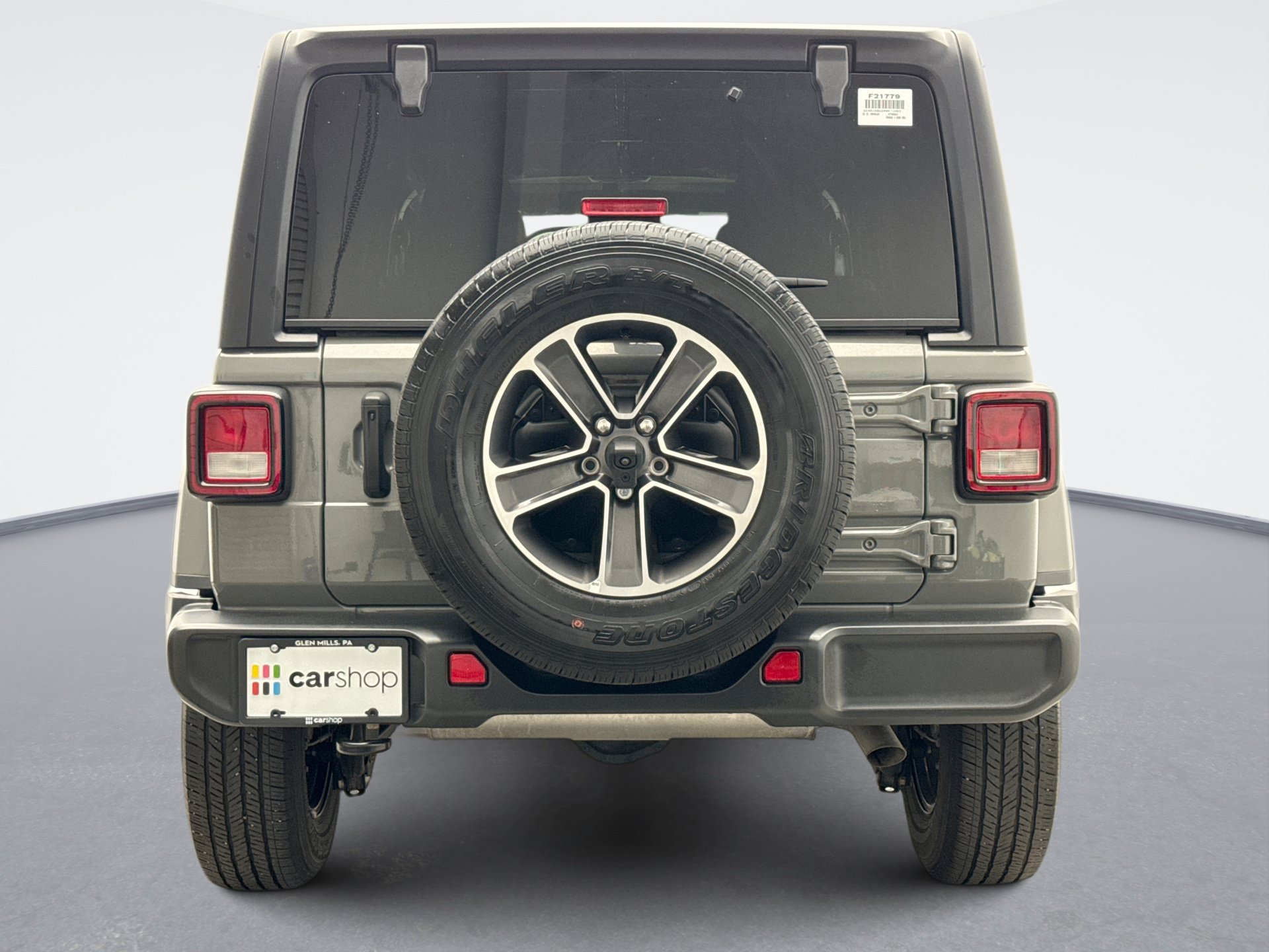 Used 2023 Jeep Wrangler Unlimited Sahara w/ Cold Weather Group AWD/4WD image 4
