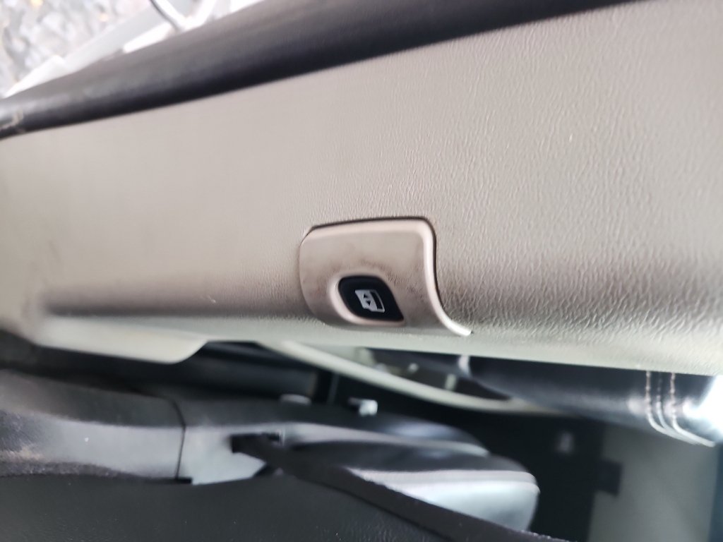 Used 2019 Dodge Grand Caravan SXT FWD image 15