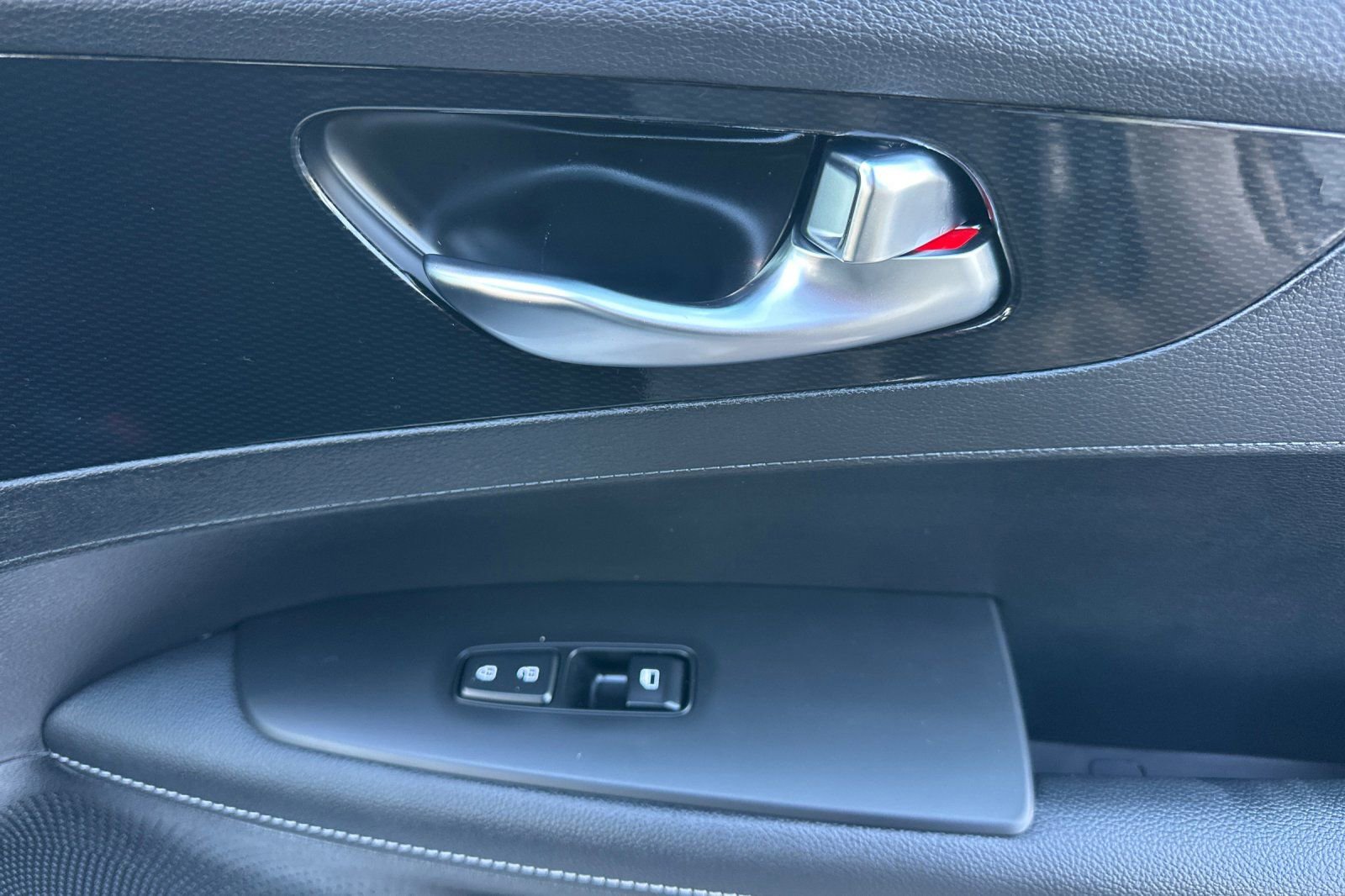 Used 2023 Kia Forte GT-Line w/ GT-Line Technology Package image 18