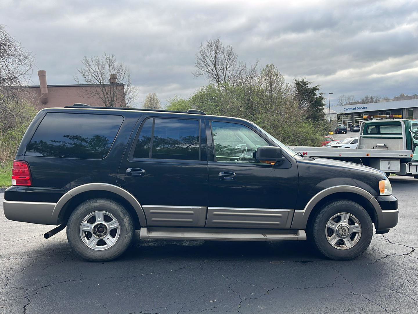 Used 2003 Ford Expedition Eddie Bauer image 5