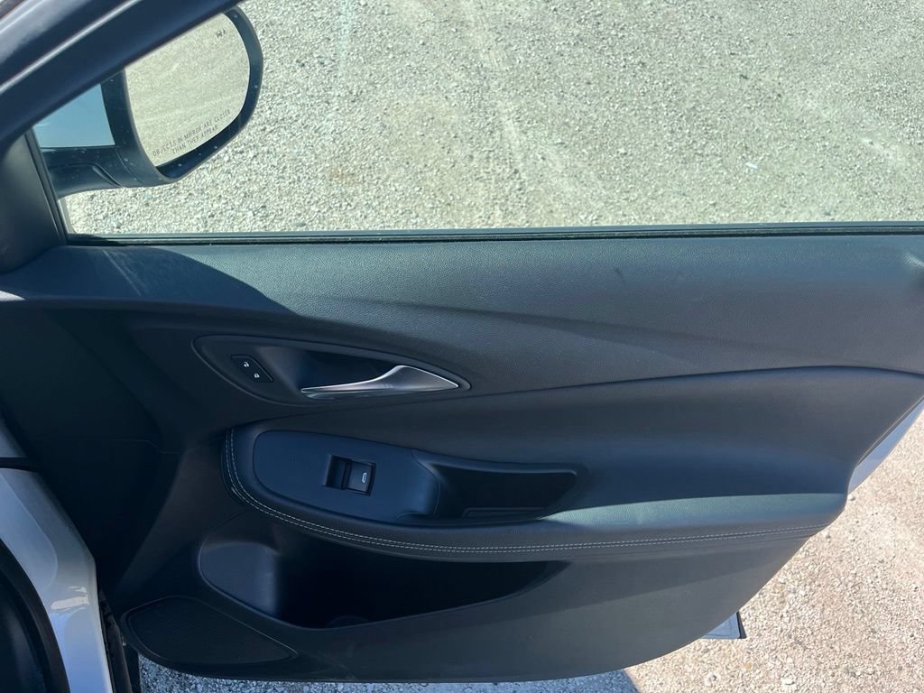 Used 2025 Buick Encore GX Preferred AWD/4WD image 34