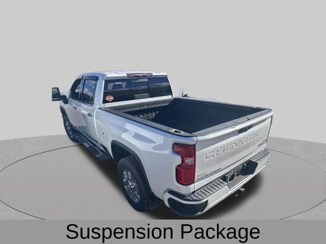 Used 2024 Chevrolet Silverado 3500 High Country w/ Technology Package AWD/4WD image 8