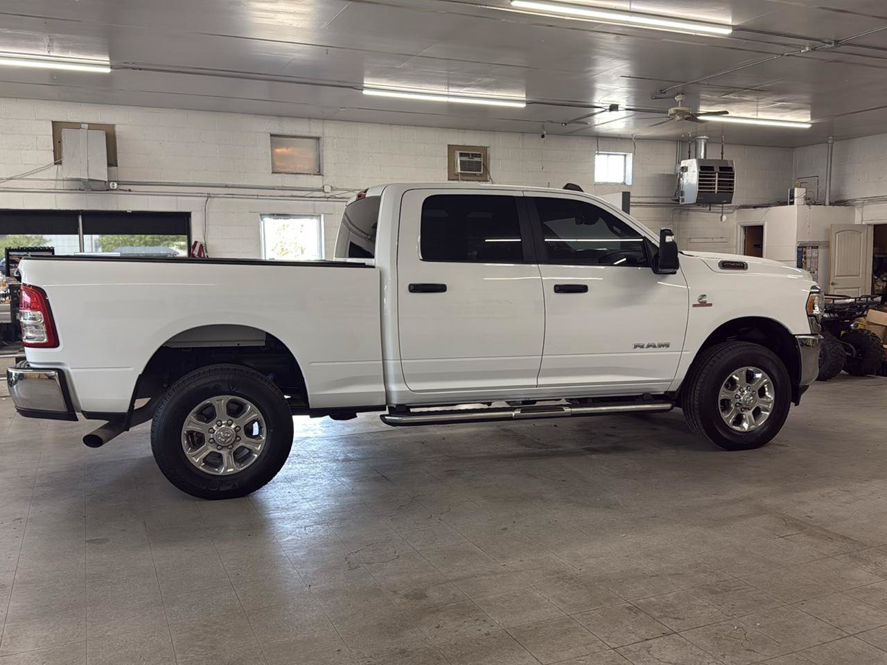 Used 2024 RAM 2500 Big Horn w/ Off Road Package AWD/4WD image 84