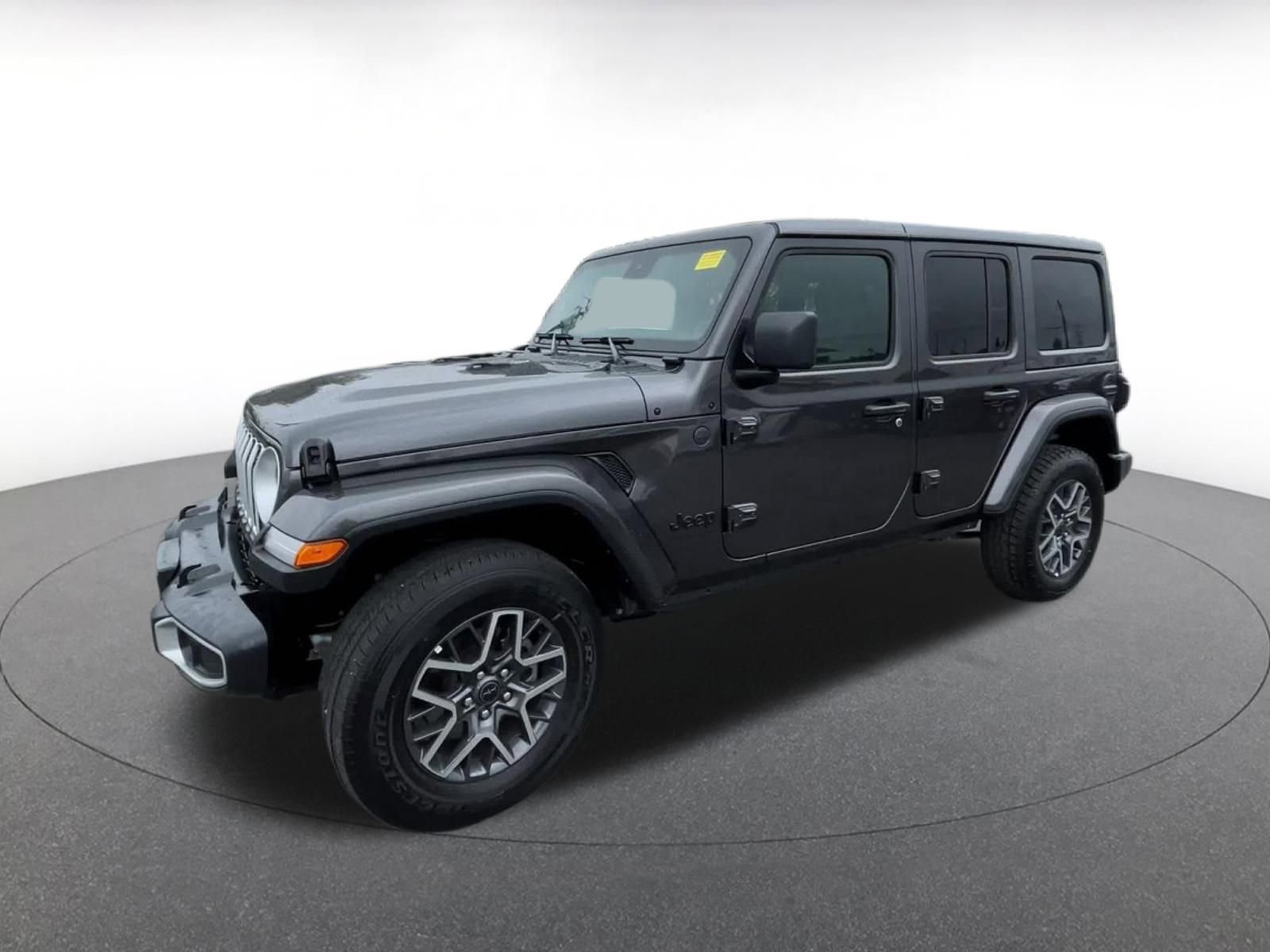 Used 2025 Jeep Wrangler Sahara image 8