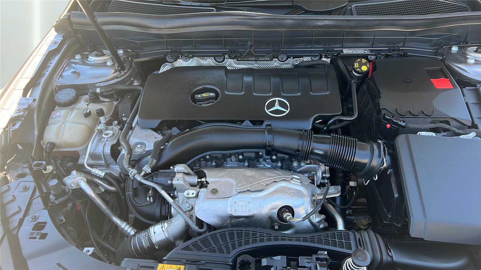 Used 2022 Mercedes-Benz GLB 250 image 18