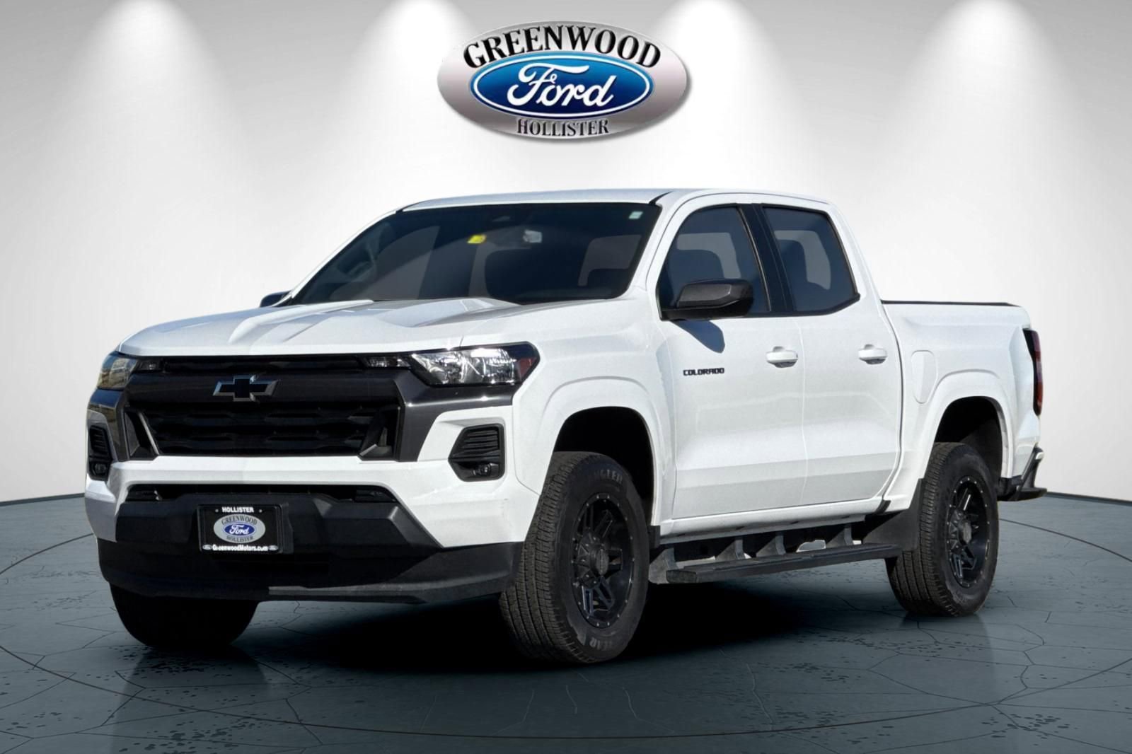 Used 2023 Chevrolet Colorado LT w/ LT Convenience Package image 8