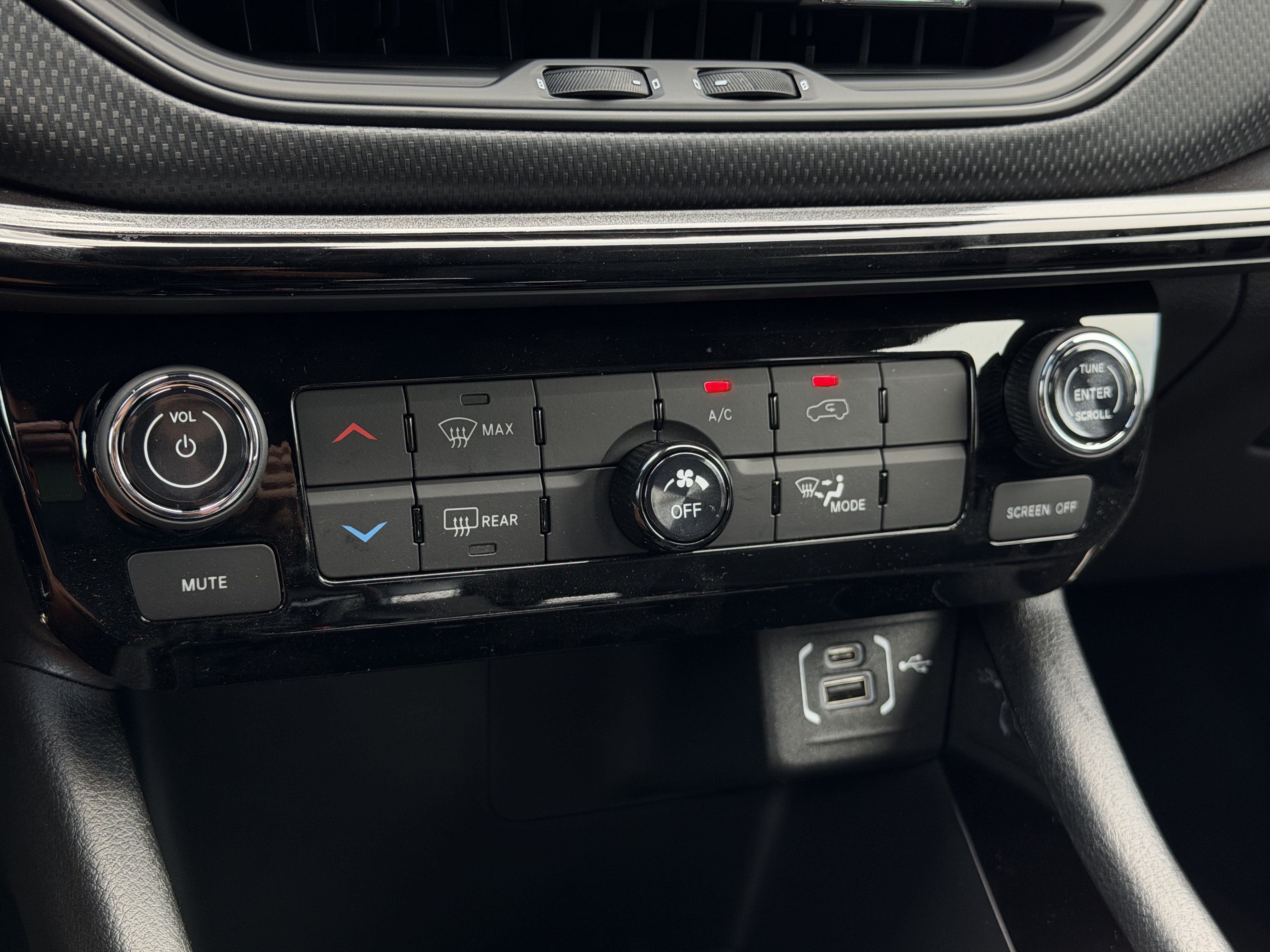 New 2026 Jeep Compass Latitude AWD/4WD image 27