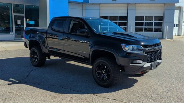 Certified 2022 Chevrolet Colorado ZR2 w/ ZR2 Midnight Special Edition image 2
