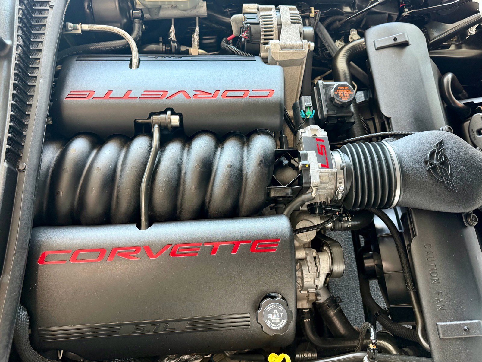 Used 2001 Chevrolet Corvette Convertible w/ Preferred Equipment Group2 image 36