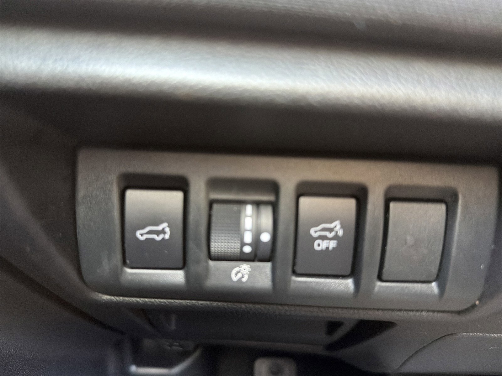 Certified 2025 Subaru Outback Premium w/ Popular Package #1A image 34