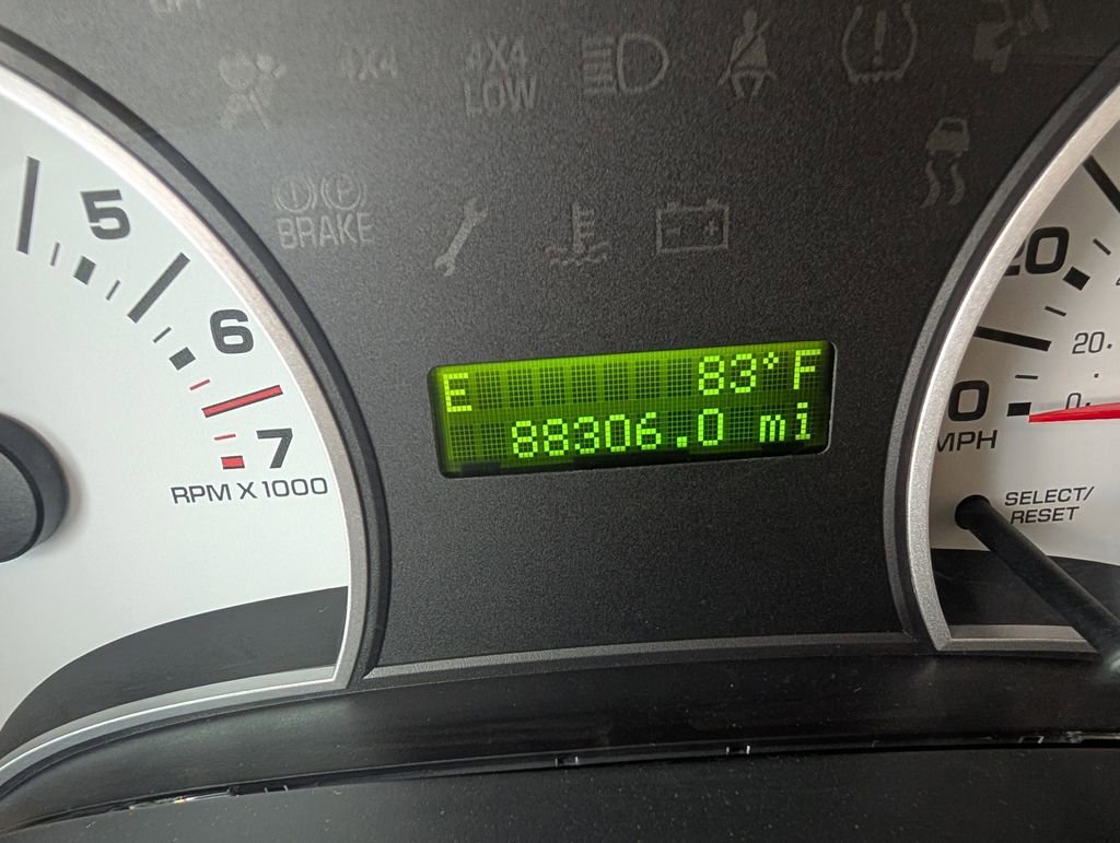 Used 2010 Ford Explorer Sport Trac XLT RWD image 18